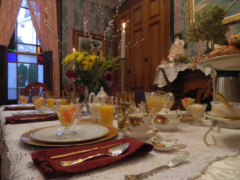 Bed and breakfast Montgomery Mansion