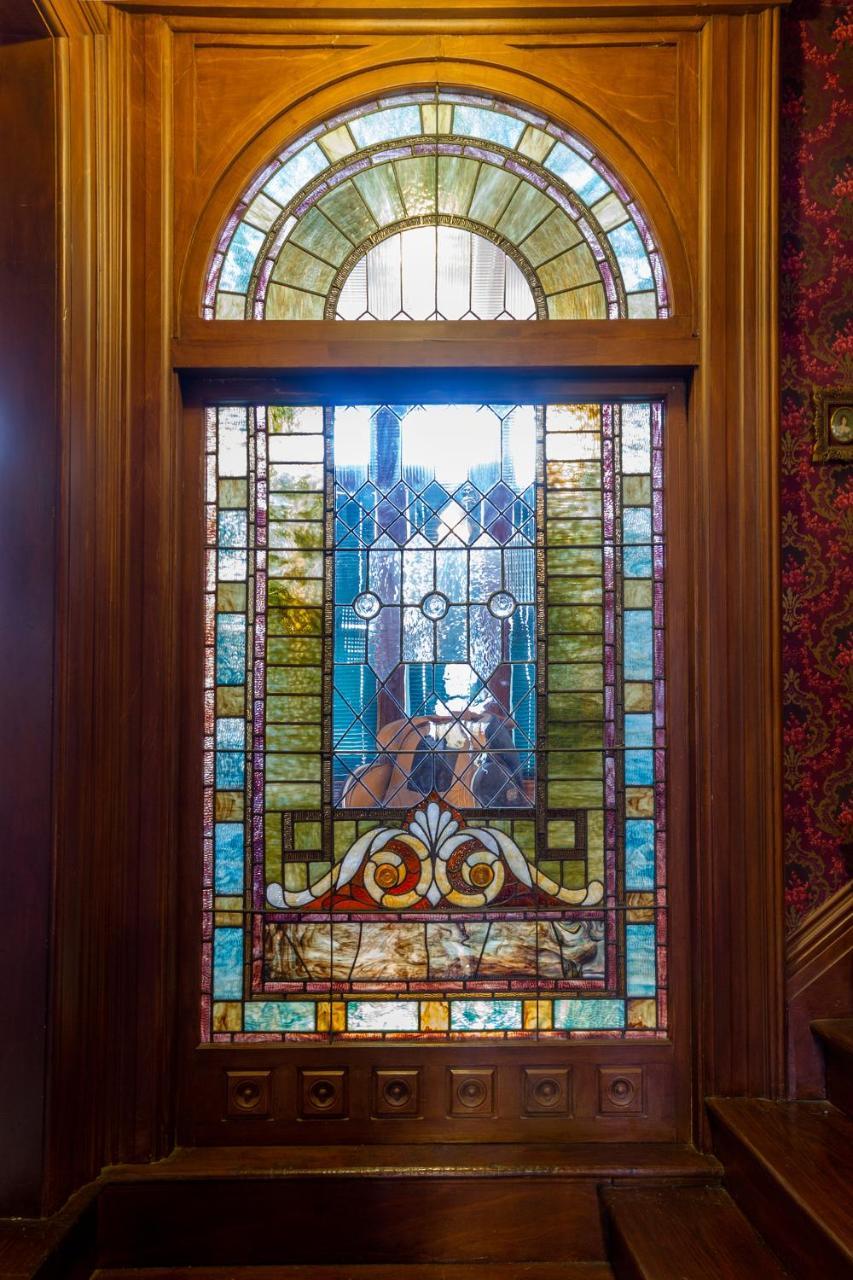 Montgomery Mansion Claysville